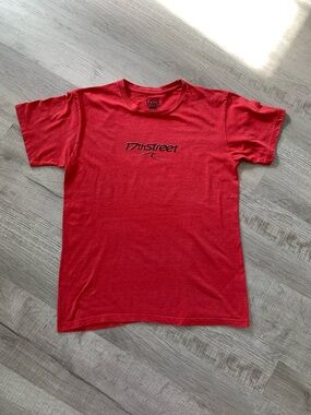 17th Street Men's Red Short Sleeve Logo Tee, Size M.